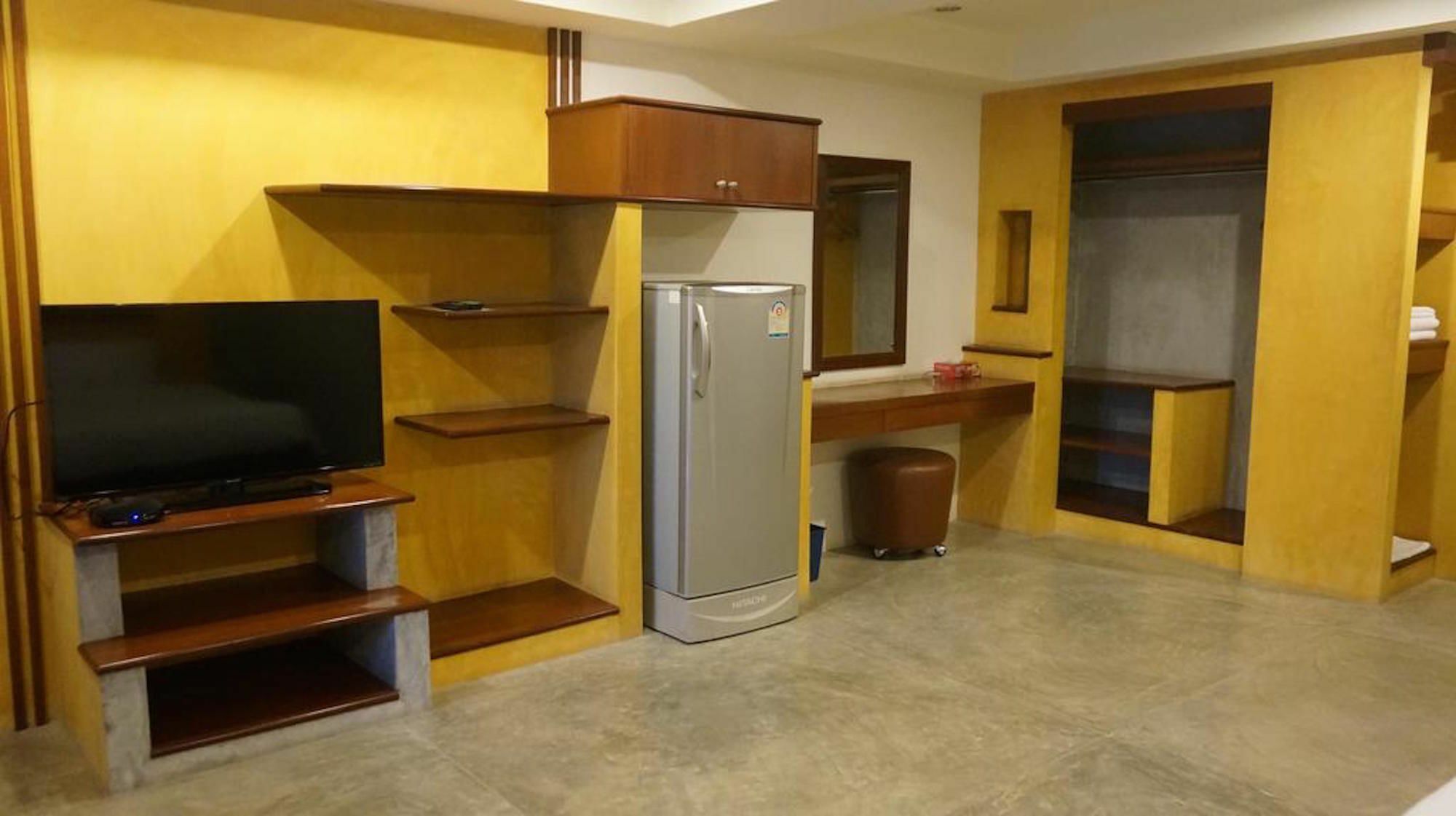 Ingfah Apartment Хат Яй Екстериор снимка
