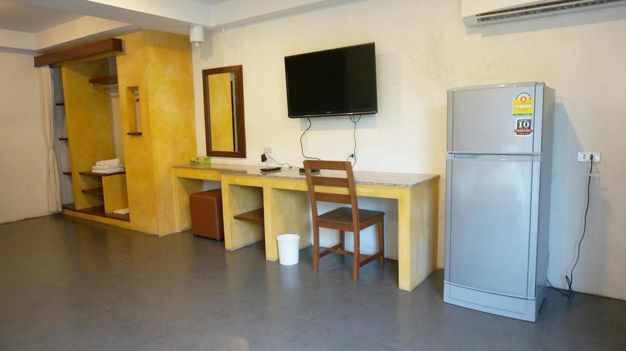Ingfah Apartment Хат Яй Екстериор снимка